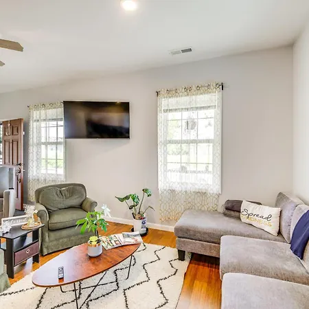 Indianapolis Home With Fire Pit 3 Mi To Downtown!